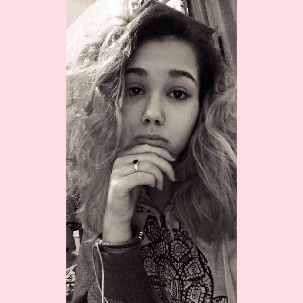 Meet your Posher, Tala